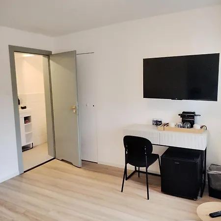 D'ali Mokra, 3 10 Apartment *